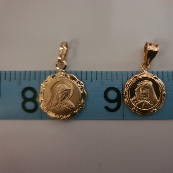 Gold Pendants - Picture 16 of 16